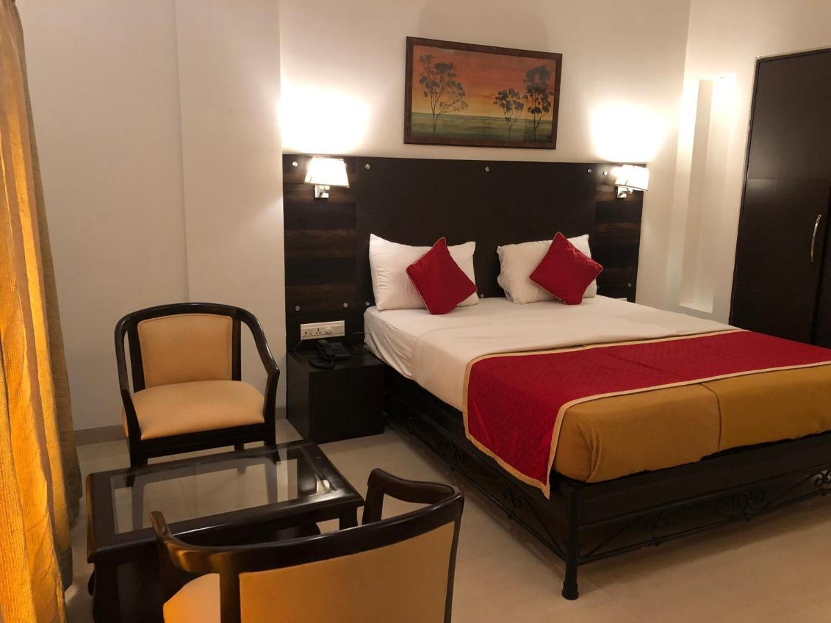 Resort Silver Hills Лонавала Экстерьер фото