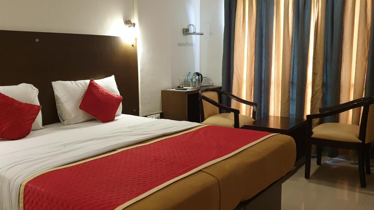 Resort Silver Hills Лонавала Экстерьер фото