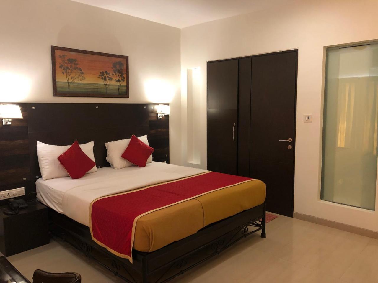 Resort Silver Hills Лонавала Экстерьер фото
